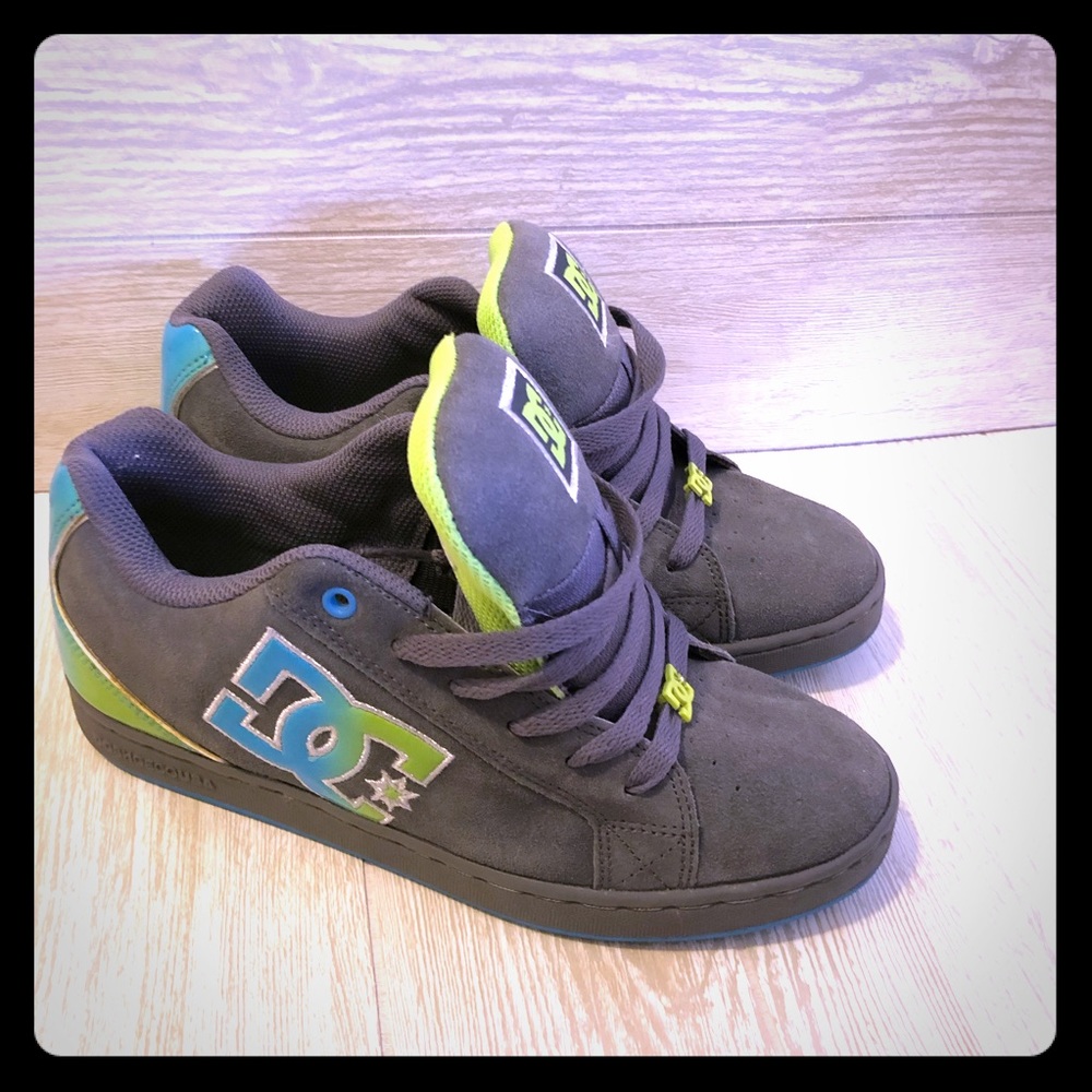 DC Skateboard Shoes, Women’s Cosmo SE, Size 8